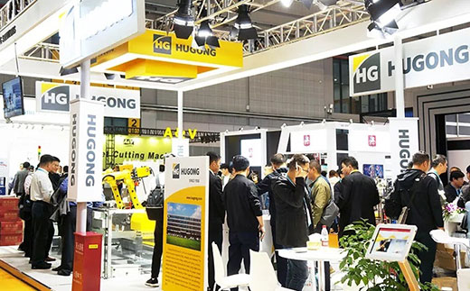 第二届进博会新葡的京集团350vip8888意大利CEA展位智能焊接与切割云平台受到极大关注